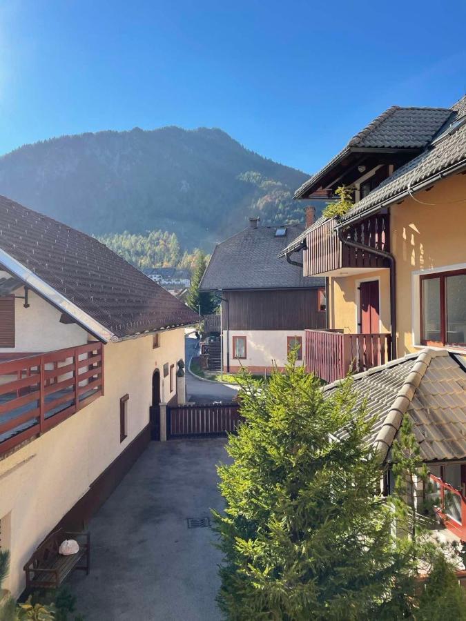 Apartma Gams Kranjska Gora Apartamento Exterior foto